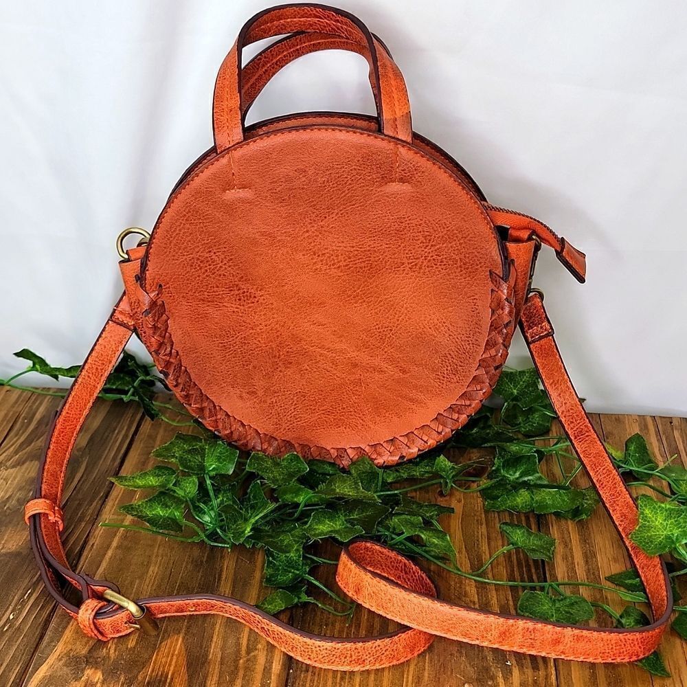 Street Level. Round Faux Leather Handbag. Like New